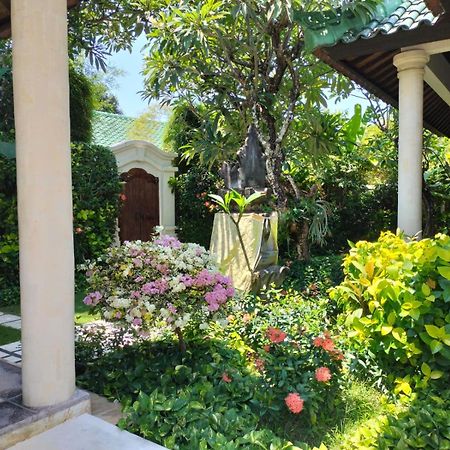 Villa Frangipani Sanur  Exterior photo