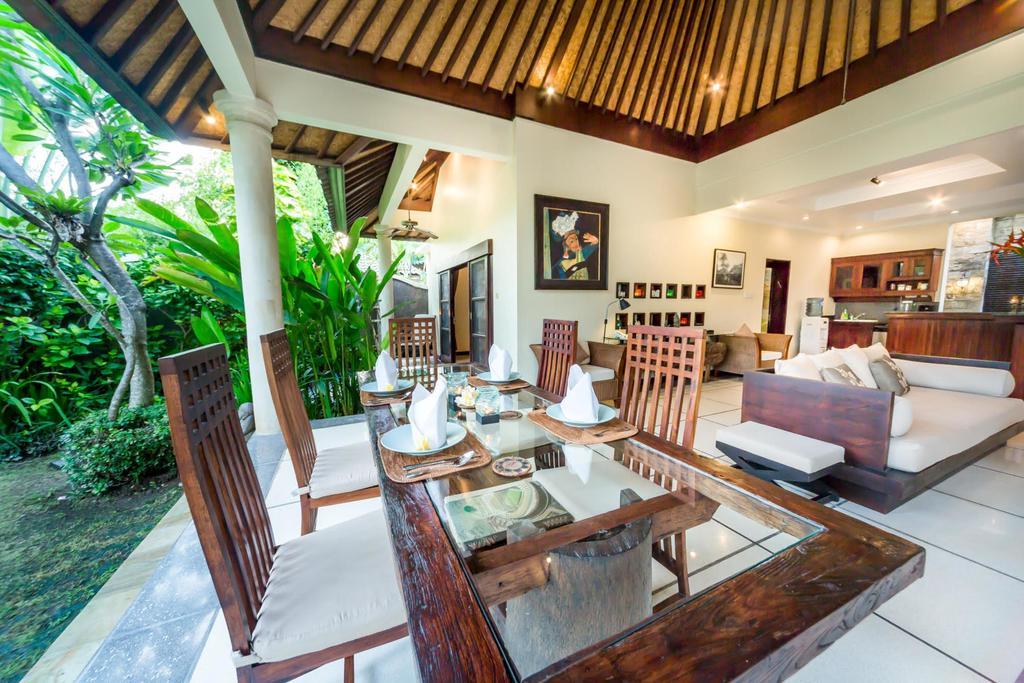 Villa Frangipani Sanur  Exterior photo