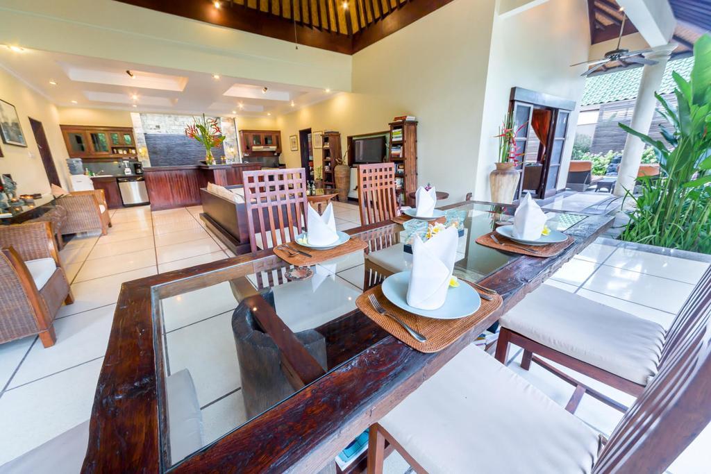 Villa Frangipani Sanur  Exterior photo
