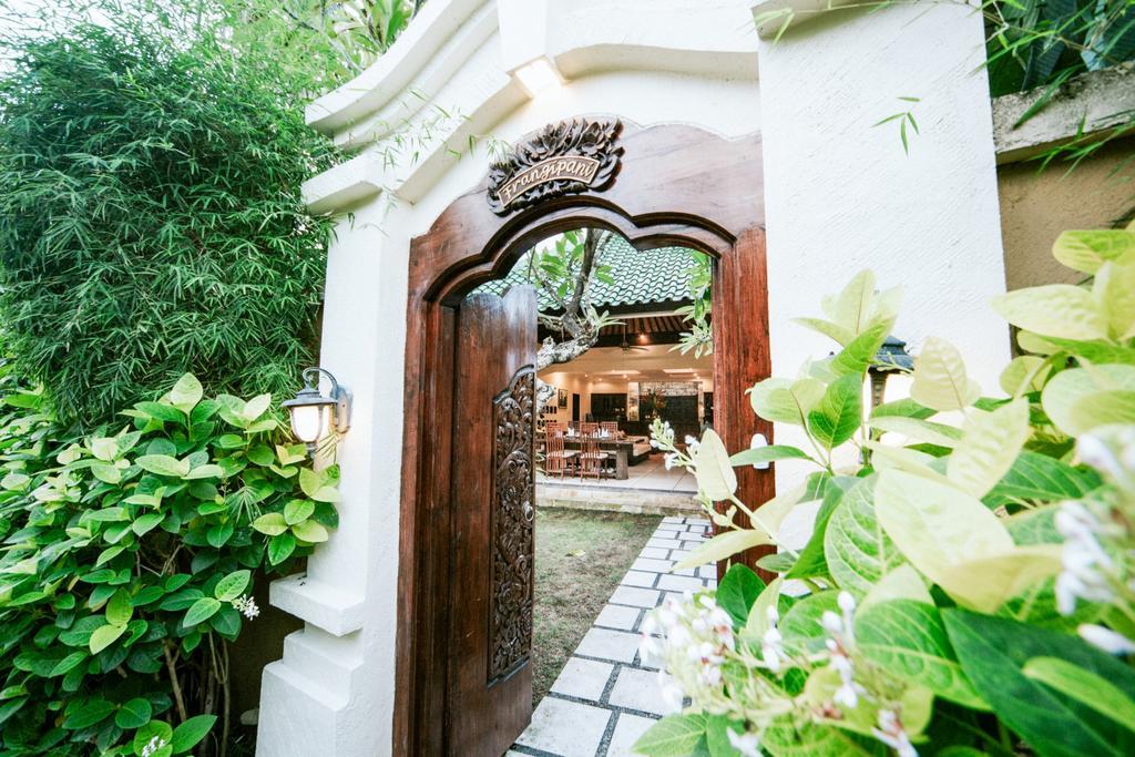 Villa Frangipani Sanur  Exterior photo